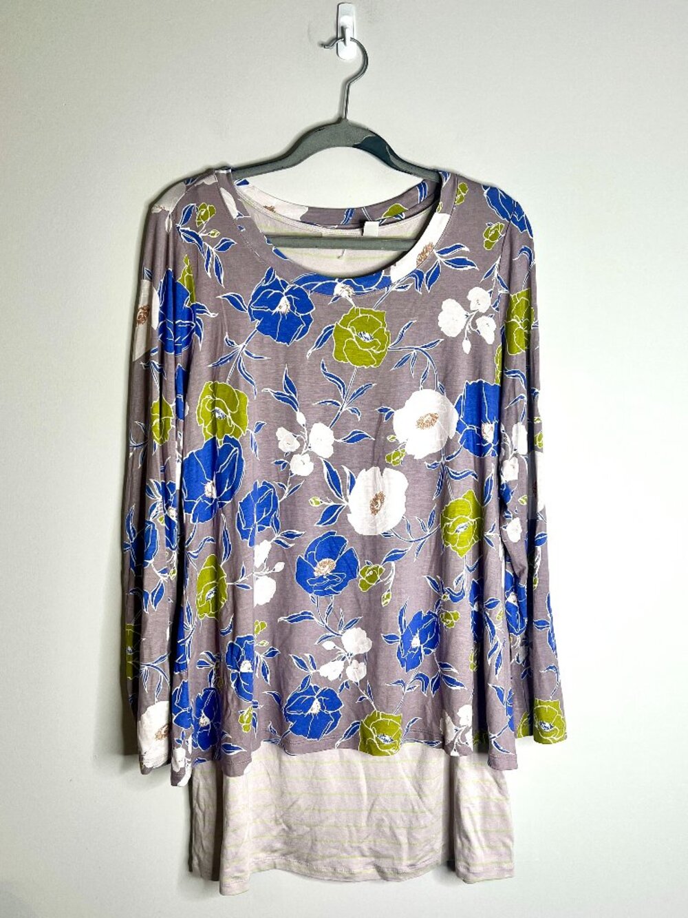 LOGO by Lori Goldstein Floral Top & Tank Layered Tunic Length Boho Flowy Sz L